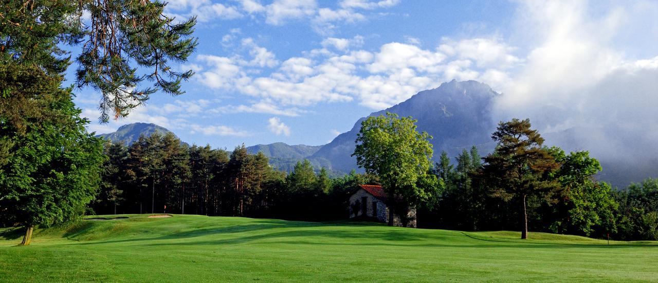 The Golf Club Guest House ميناجيو المظهر الخارجي الصورة